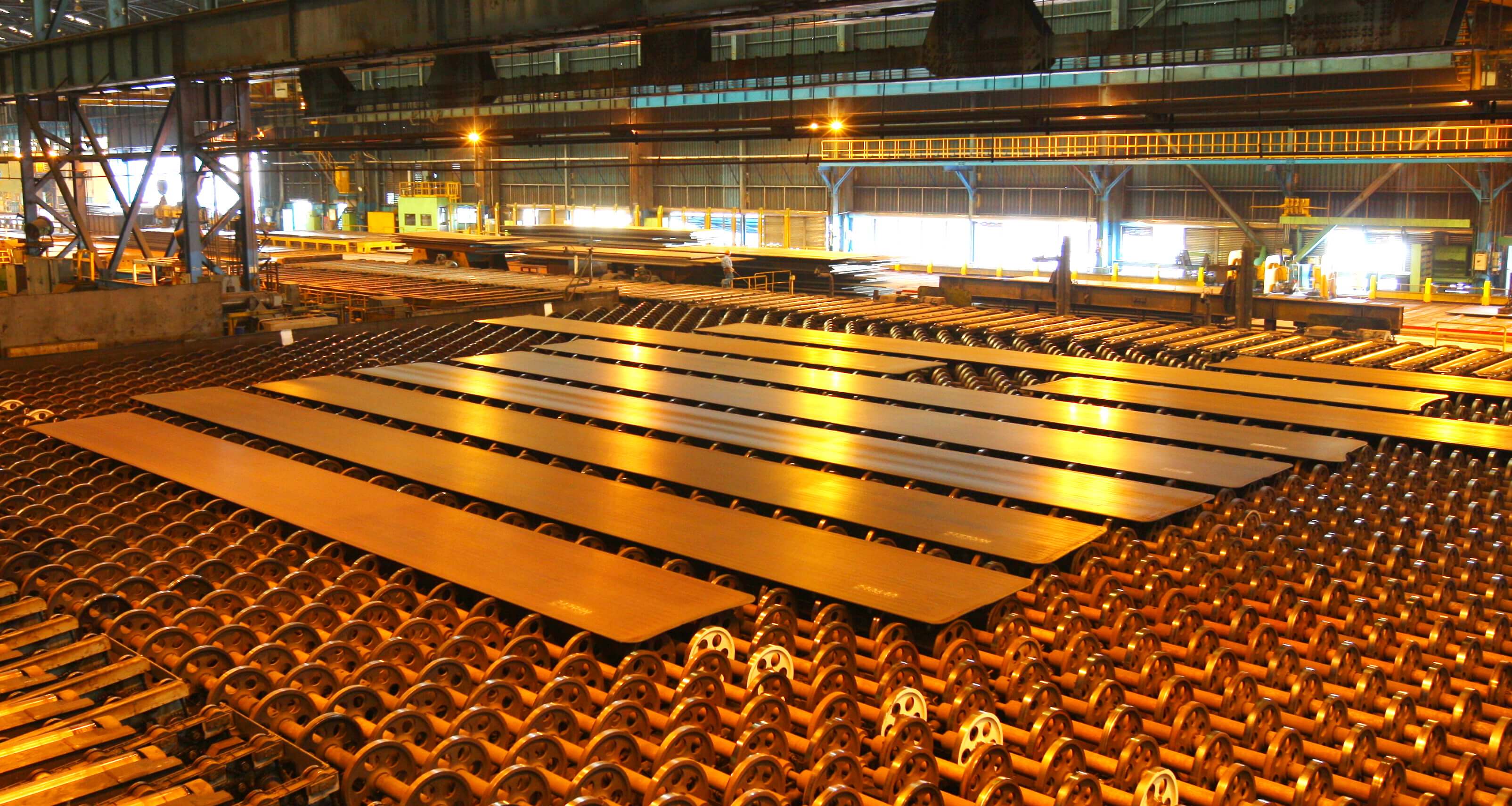 Stocks of main finished steel products in China down 2.3% in late Nov